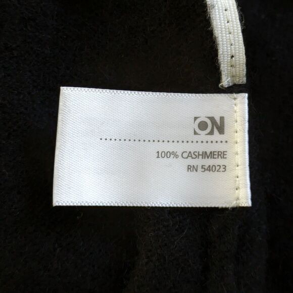 Old Navy Small 100% Cashmere Crew Neck Long Sleeve Sweater Black Pullover - Picture 7 of 12